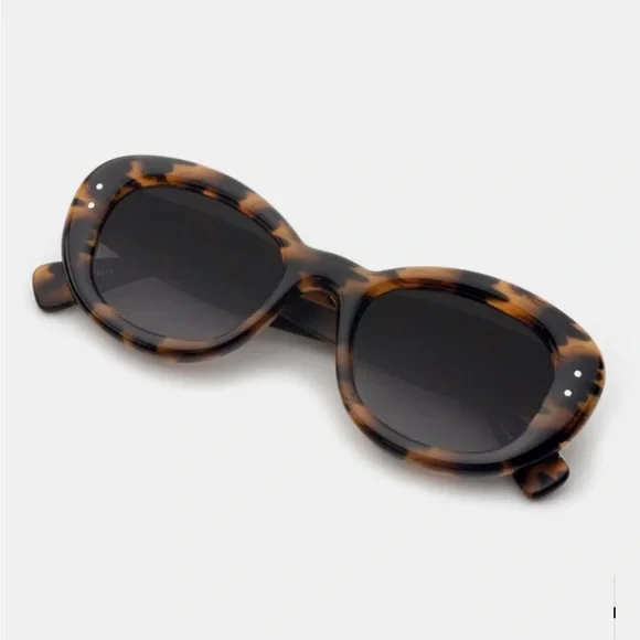 KREWE Margaret Venezia Sunglasses - Picture 3 of 7